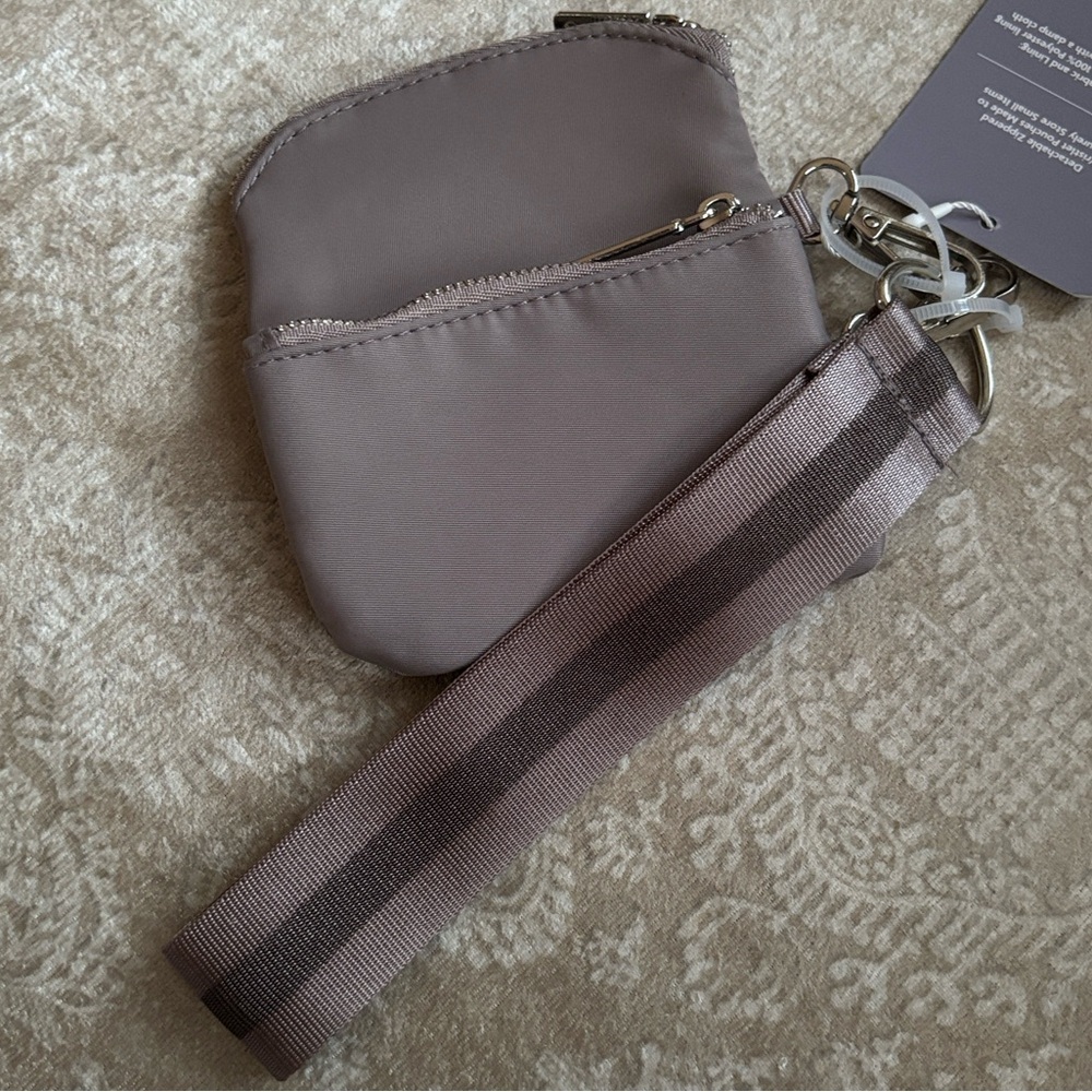 Brand New GAIAM Essentials Duo Wristlet w/ 2 Small Gray Zippered Coin Purses - Picture 5 of 15